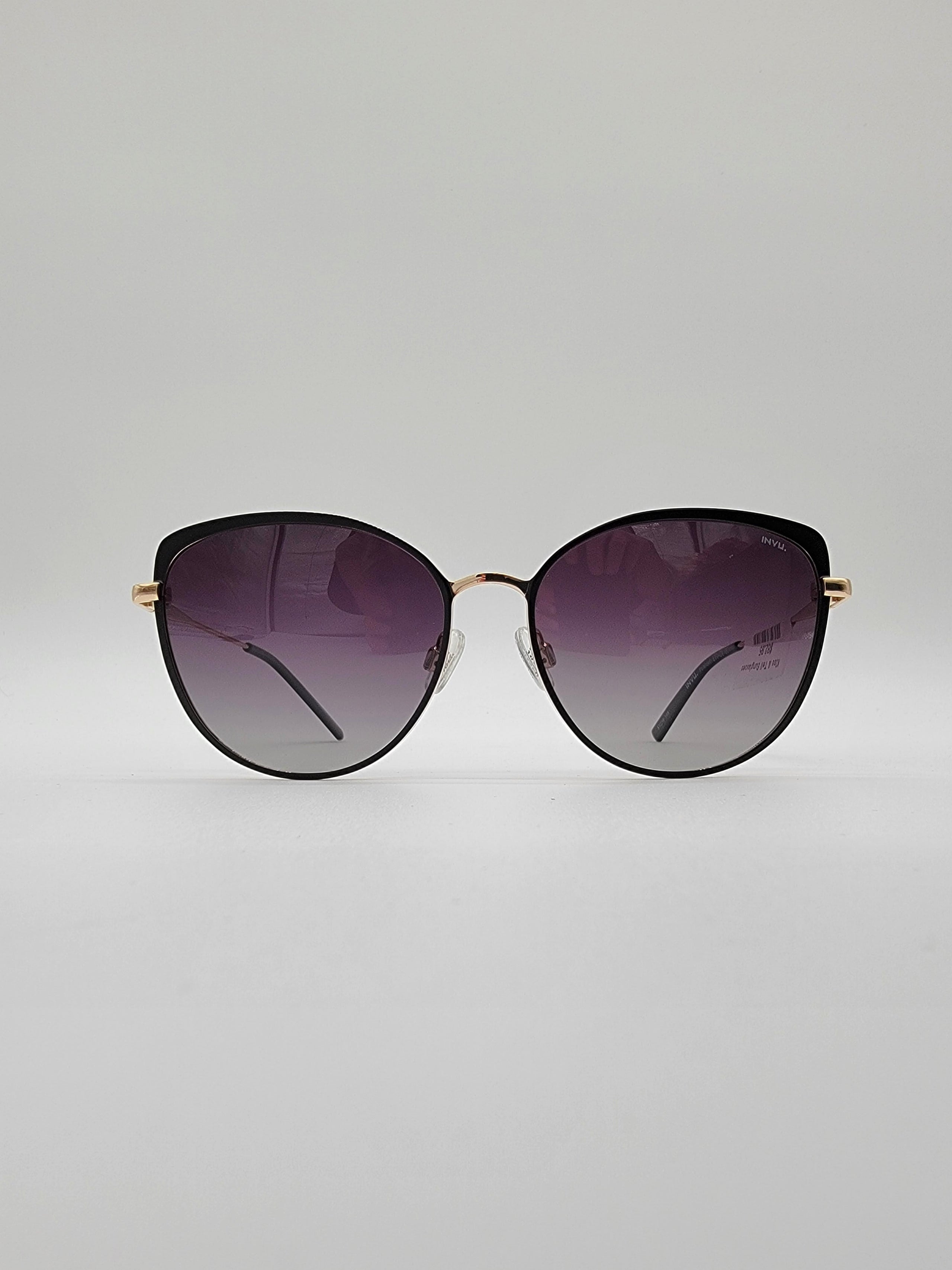 Kiss and tell sunglasses 2025